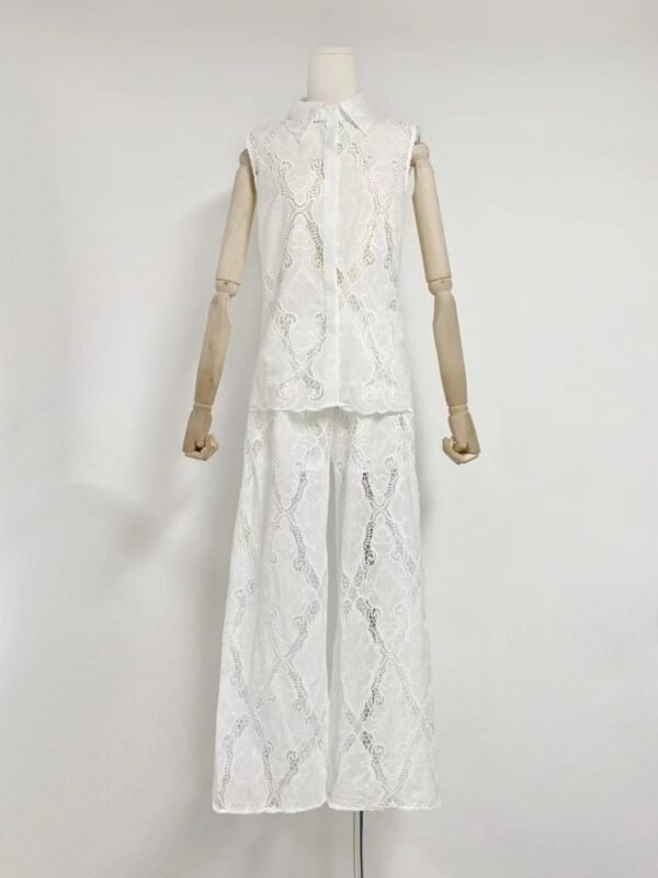 بدلة بولو مطرزة بدون أكمام بتصميم عطلة على شاطئ البحر