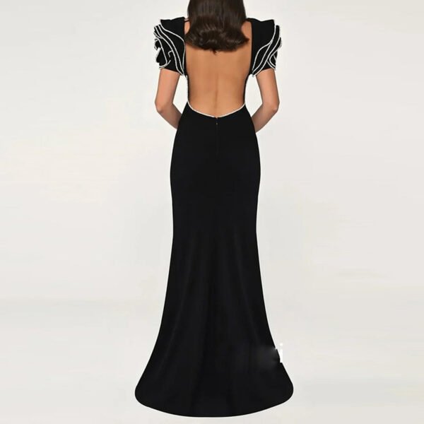 فستان تنورة ذيل السمكة بأكمام بتلات ورقبة دائرية