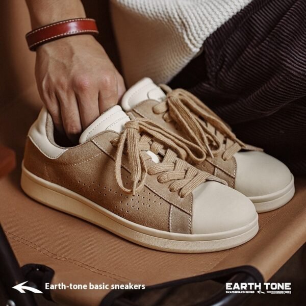 حذاء رياضي رجالي بتصميم سهم عتيق بتصميم عصري منخفض الرقبة