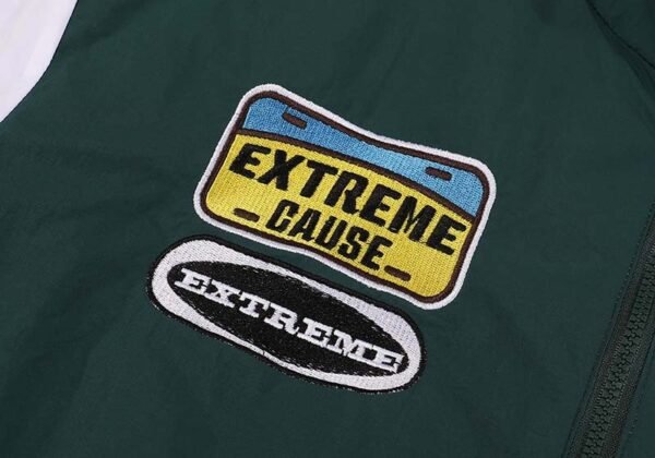 05c4db95-f7c8-41fe-a743-41e9b78eccd8.jpg جاكيت رجالي فضفاض بتصميم دراجة نارية وياقة واقفة