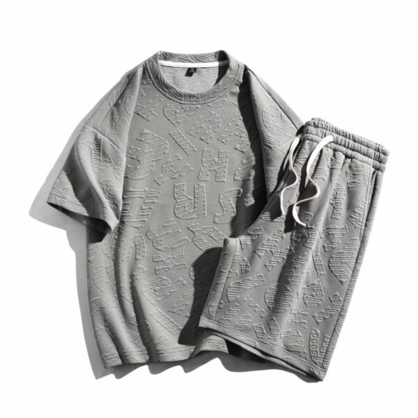 بدلة أنيقة وملابس منزلية للتمارين الرياضية يمكن ارتداؤها في الخارج