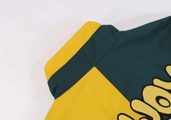 76973b4b-2ffe-4425-8af7-36f937b9bdc6.jpg جاكيت رجالي فضفاض بتصميم دراجة نارية وياقة واقفة