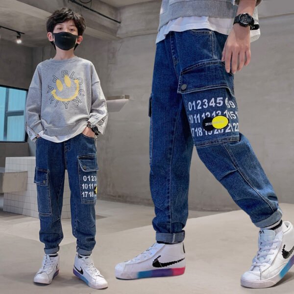 بنطلون جينز مطبوع بحزام