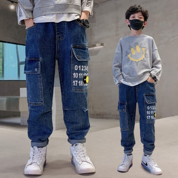 بنطلون جينز مطبوع بحزام