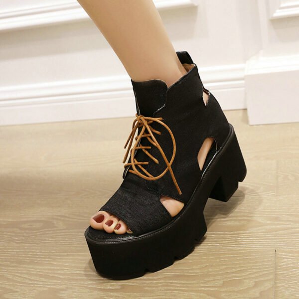 صنادل نسائية من قماش الدنيم برباط أمامي وفتحة فم السمكة رائعة