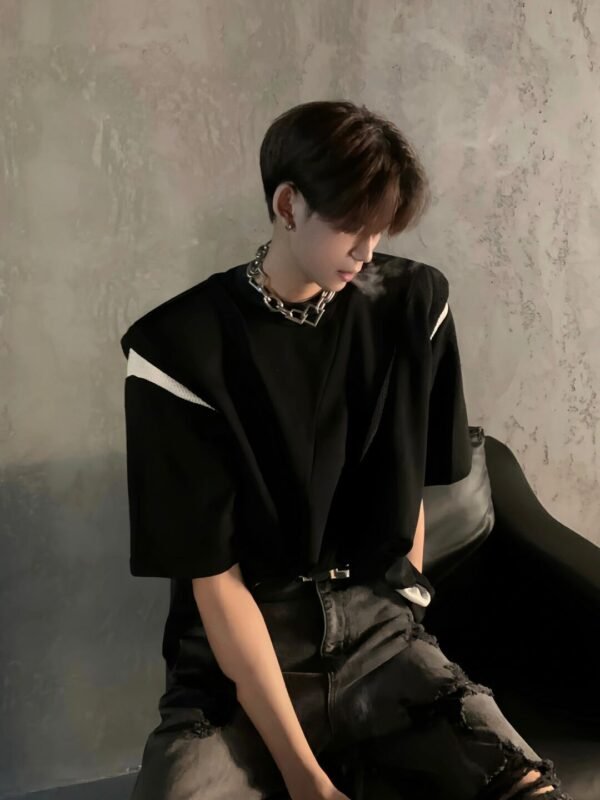 تي شيرت رجالي من Design Sense بأكمام قصيرة من Niche High Sense Split Deconstruction American