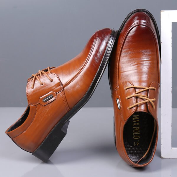 أحذية جلدية كاجوال رجالية عصرية صيفية قابلة للتنفس مجوفة مثقبة