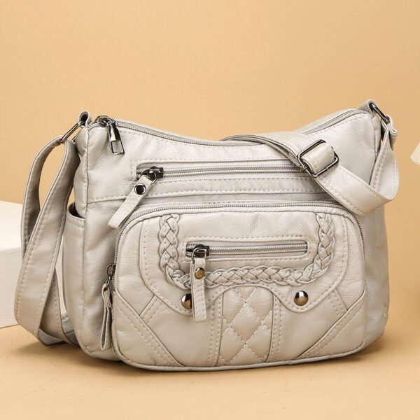 حقيبة كتف من الجلد الناعم ذو الملمس المتطور