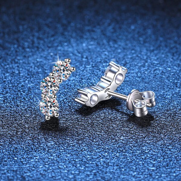 أقراط نسائية مرصعة بالمويسانايت من الفضة الإسترليني عيار 925