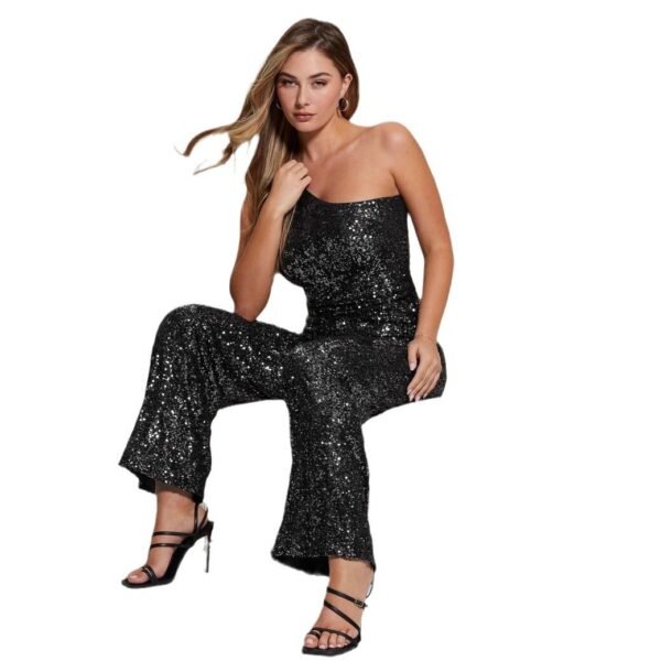 جمبسوت نسائي بدون أكمام بقصة ضيقة وحزام وكتف واحد مزين بالترتر