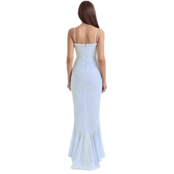 فستان تنورة ضيقة غير منتظمة الشكل مع حمالات