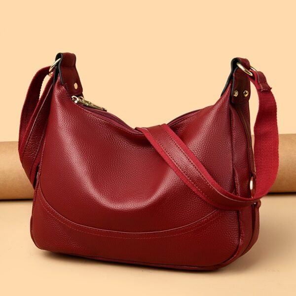 حقيبة كتف عصرية أنيقة