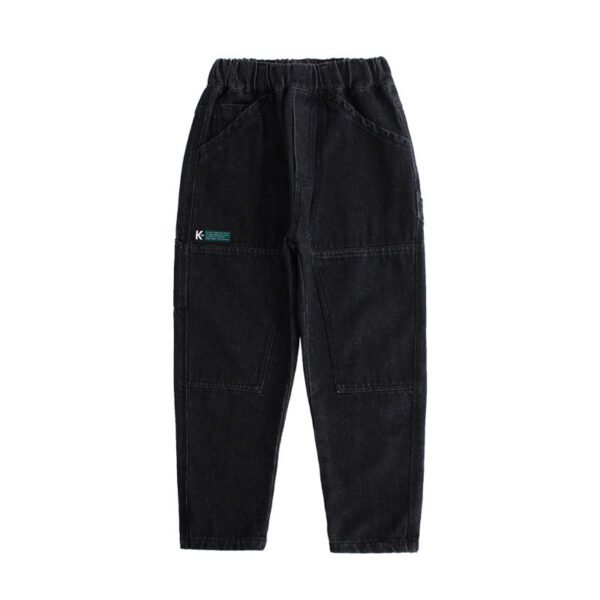 بنطلون جينز فضفاض للأطفال من Daddy Children’s في الشتاء
