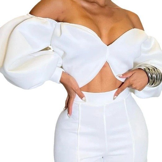 931c4f6b-bfee-48e5-8d94-c949ec3368b7.jpg طقم نسائي أنيق وعصري بقصة ضيقة ومناسب للارتداء اليومي