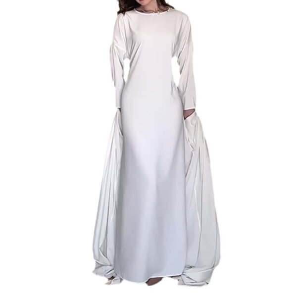 53969ae1-7826-42ec-99e4-73fff12d1cdd.jpg روب ضيق عند الخصر وفستان بخصر عالٍ وياقة دائرية
