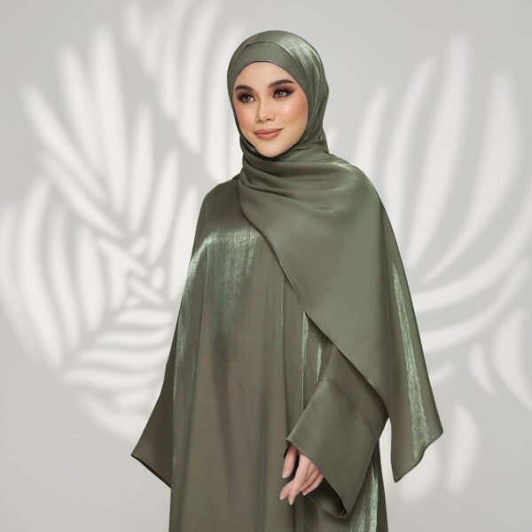 5a2d83a1-20f4-4043-8740-e79b56e51593.jpg فستان أنيق ملون طويل
