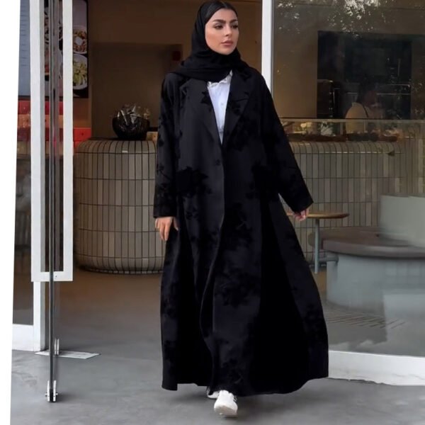 6a31de3e-a74d-4e47-ba99-0c5e789c9fb7.jpg فستان طويل فضفاض من ملابس نسائية خاصة