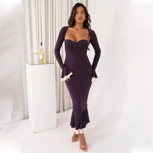 7f4f2f41-6983-489e-bf11-02aab6ee6975.jpg بدلة نسائية أنيقة بحمالات