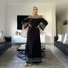 9bf075d8-3317-4d09-bbcc-1713826b48a5.jpg فستان نسائي إسلامي مطرز بتصميم عصري وأنيق