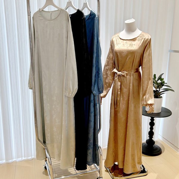 9539bebe-ef19-4c96-b63c-0fed724381a8.jpg فستان جلابة نسائي بمقاسات كبيرة