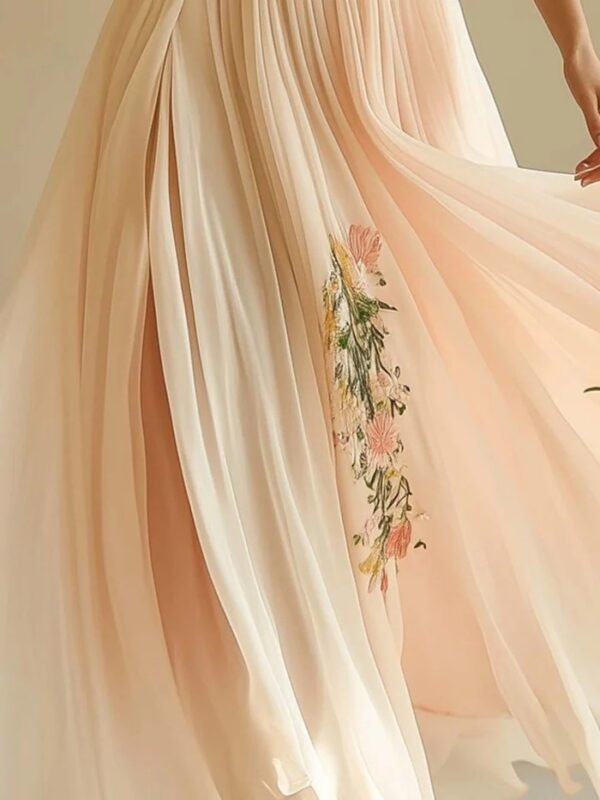 4b94e983-2b8e-48bd-9b66-b8fcea62bb10.jpg فستان نسائي طويل بأكمام قصيرة وفتحة رقبة على شكل حرف V وطباعة رقمية
