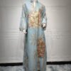 791a392c-3e74-47b2-84d2-0ad3980f6efe.jpg فستان مطرز بخيوط من الترتر الذهبي